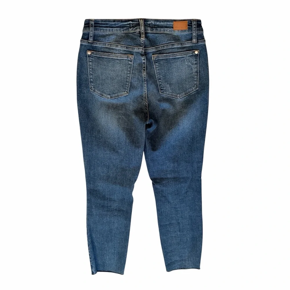 Judy Blue Blue Distressed Relaxed Fit Straight Leg Jean 7/28